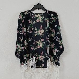 Rachel and chloe kimono